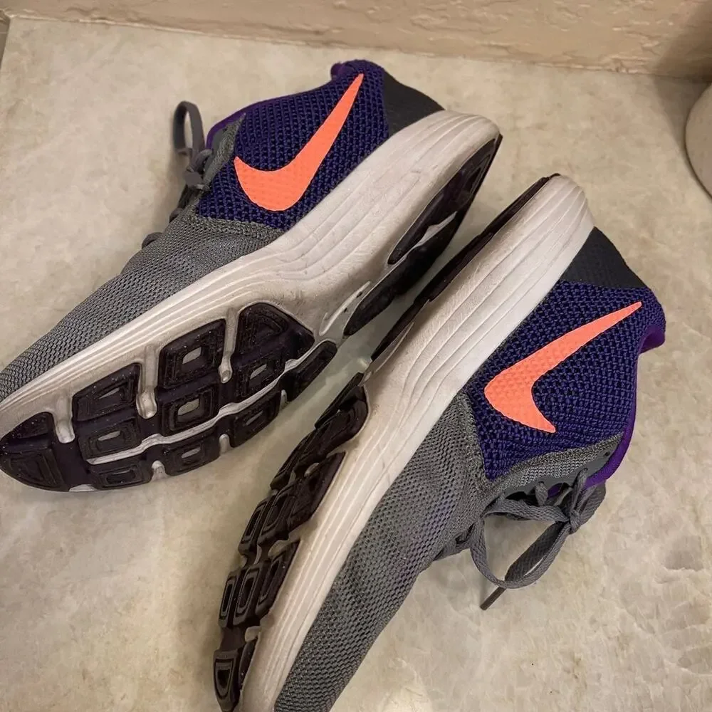 Nike Revolution 3 women’s athletic shoes sz 9-1/2